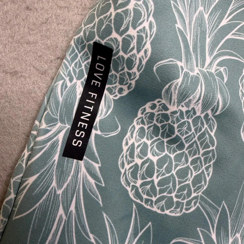 Love Fitness Shorts Women Large Teal Pineapple Print Activewear Running Lined